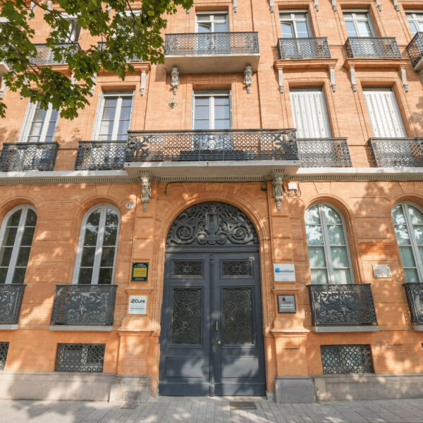 izicure location bureau centre ville toulouse - 3